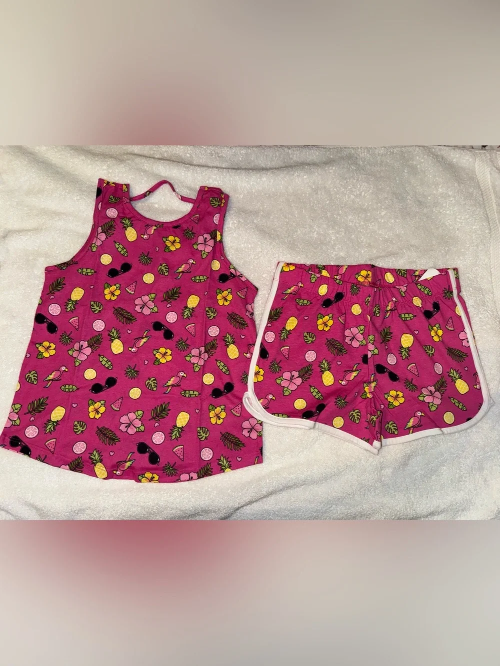 Girls outfit - Picture 8 of 9